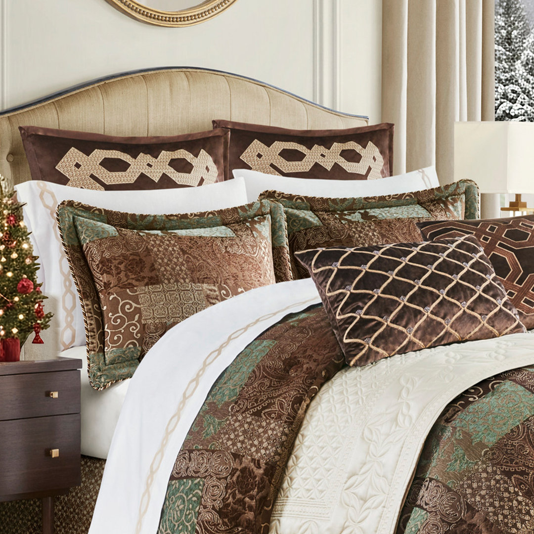 Croscill Galleria 4 Piece Chenille Jacquard Comforter Set Croscill 