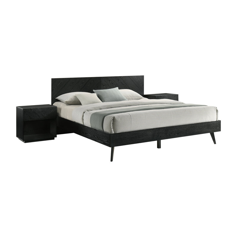 Greylynn 3 Piece Platform Bedroom Set in Wood with Black Finish, King