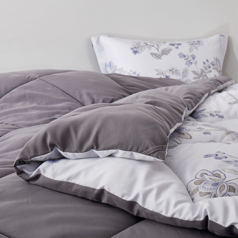 Full/Queen White Microfiber Reversible Floral Bed in a Bag Set