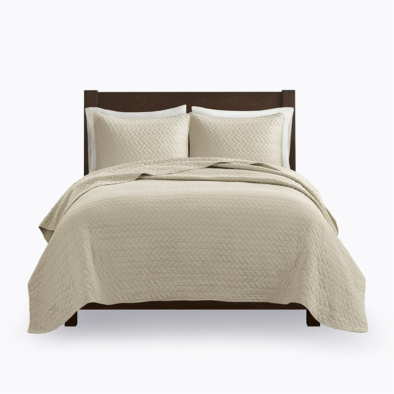 Queen 3 Piece Luxurious Oversized Quilt Set, Linen