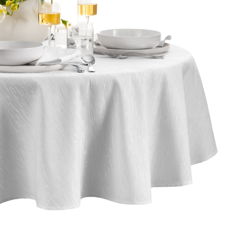 Nappe ronde / ovale en polyester Brosh, 70 po rond, Blanc