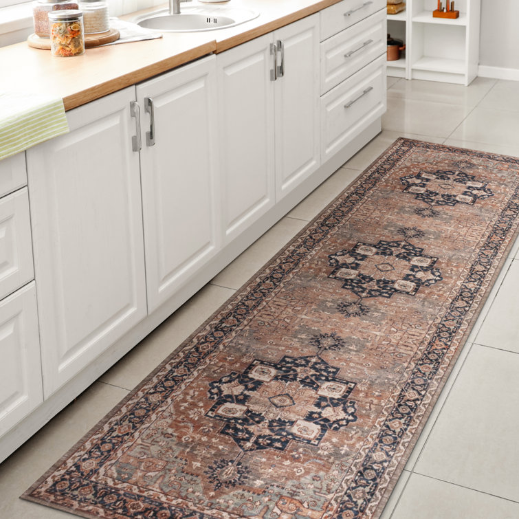 Sarok Ornate Medallion Machine-Washable Beige/Blue Rug
