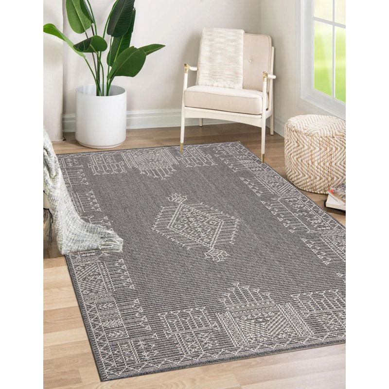 Armiead Polypropylene Gray/White Indoor/Outdoor Rug, Rectangle 6'7" x 9'4"