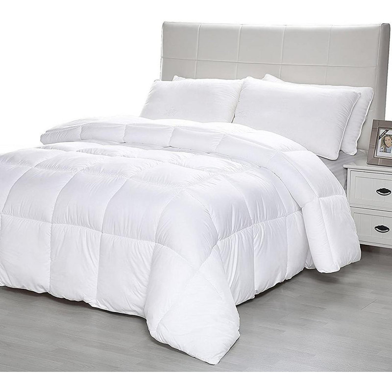 Ensemble de couette ultra douce 7 pièces dans un sac, White