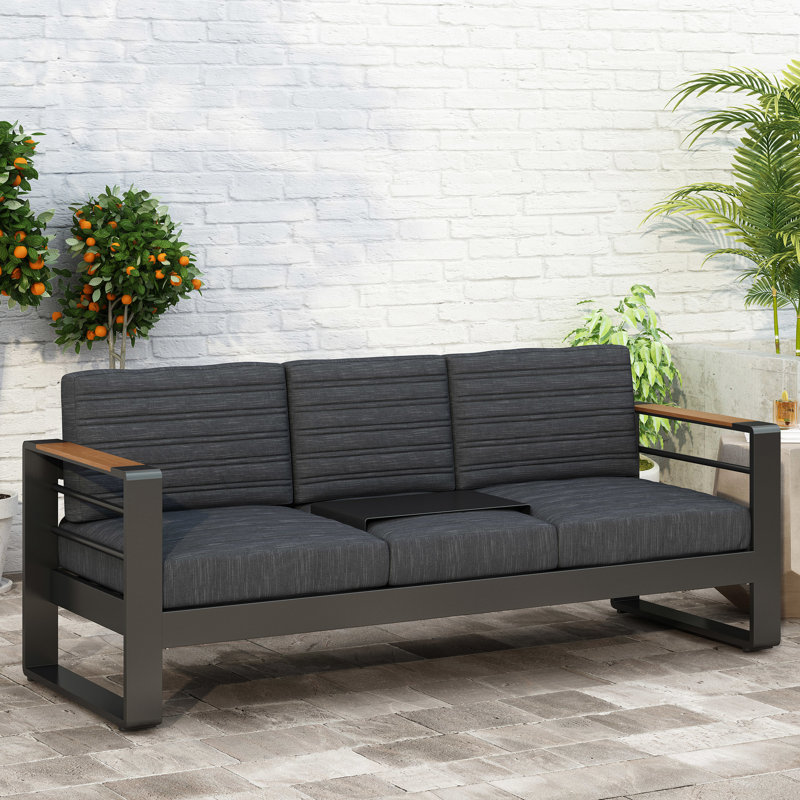 Plate-forme en aluminium avec - siège recouvre une structure de 26,75 po de profondeur et un revêtement confortable