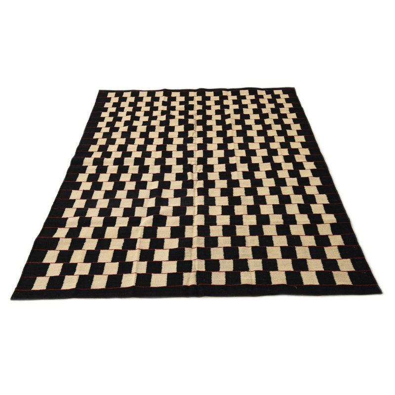 Tapis noir et blanc Ousley