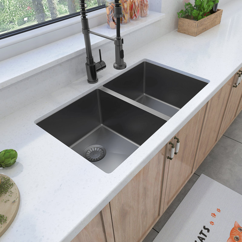 Évier de cuisine double cuve encastré Sinber 32 po x 19 po, acier inoxydable T304 de calibre 18, fini noir
