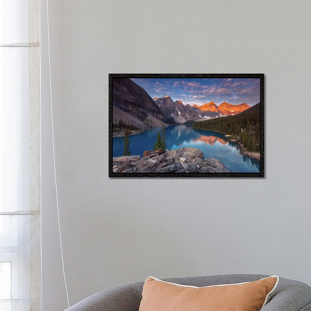 Leinwandbild Moraine Lake von Sergio Lanza