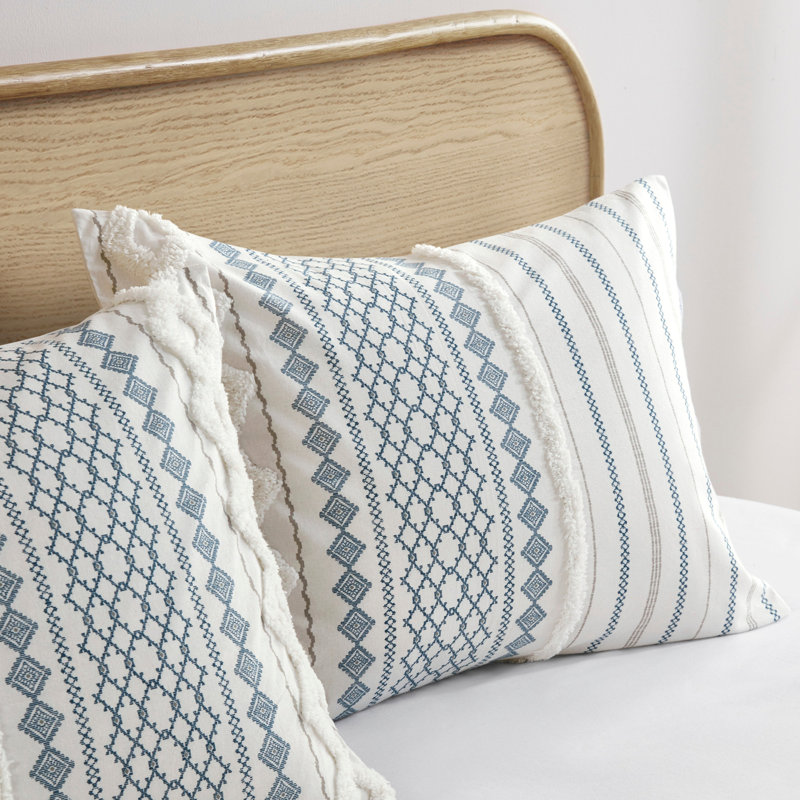 Cotton Printed Comforter Set With Chenille White/Navy, King Comforter