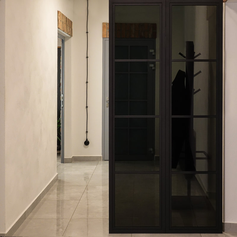 Double Bi-Fold Door With Smoked Glass, Double Slide, 2