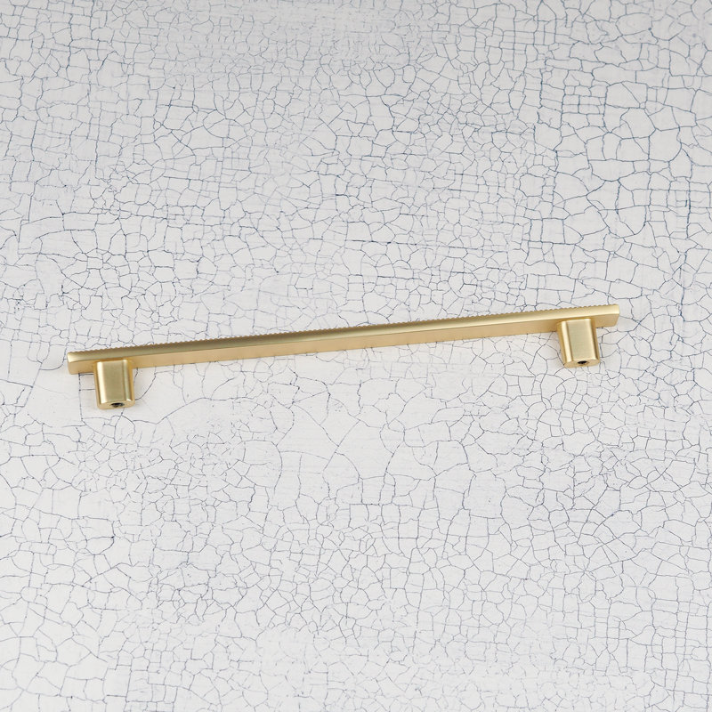 Satin Brass Ribbed Handle Collection & Coordinating Knobs, 192mm Handle