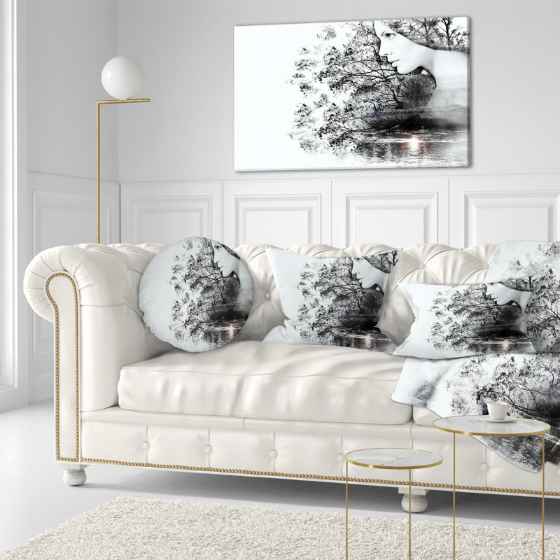 Coussin femme et beauté de la nature