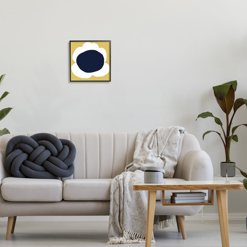 «Modern Flower On Yellow On Wood» par Deborah Velasquez, impression, H 12 po x l 12 po x P 1,5 po