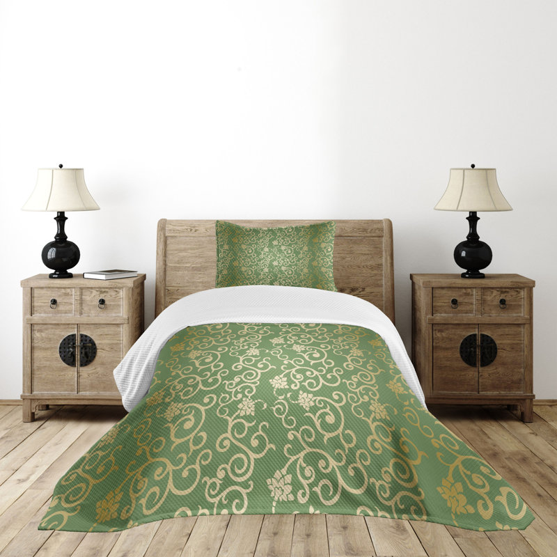Green and Yellow Floral Twin Quilted Bedspread Set