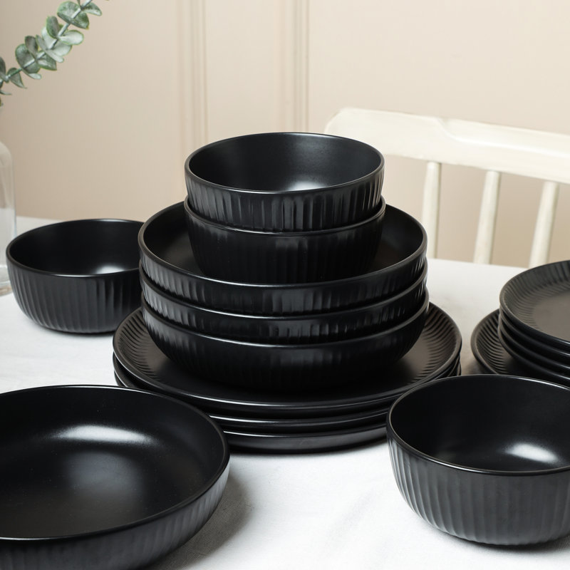 Black Ceramic 16-Piece Dinnerware Set, Service for 4