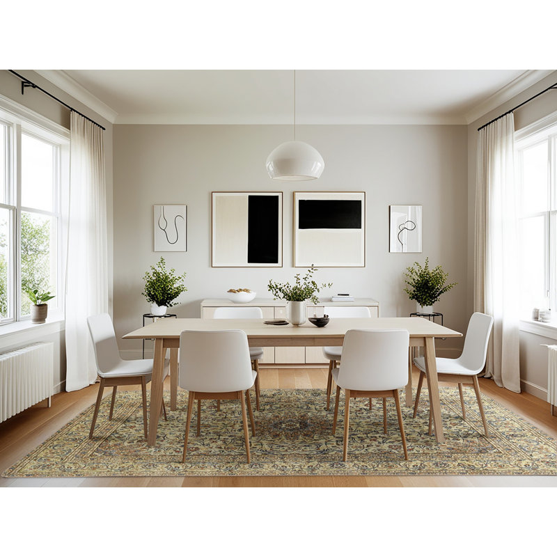 Oriental Indoor Rug, Rectangle 7' x 10'