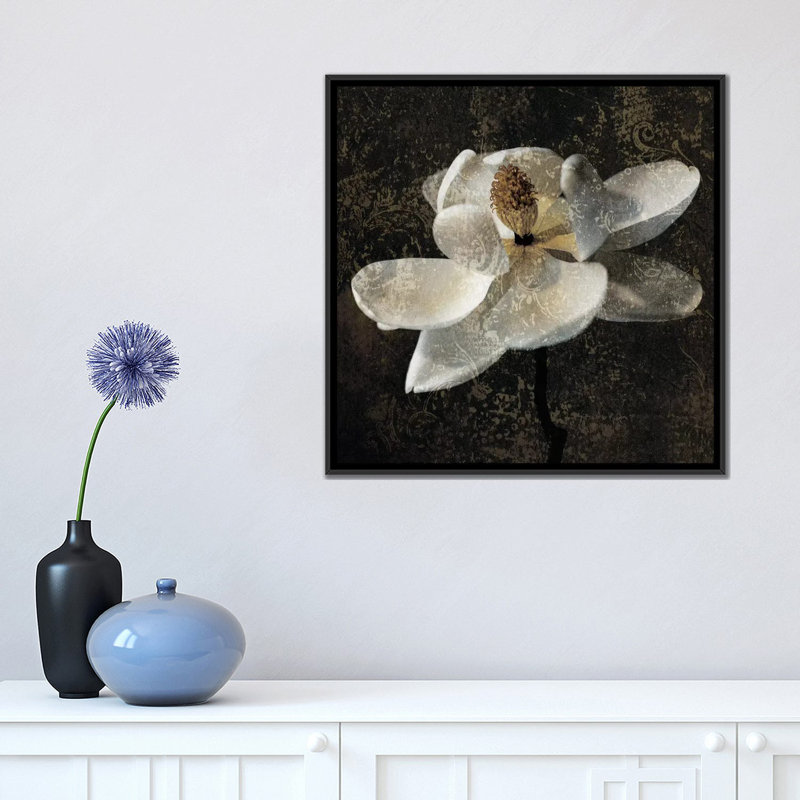 « magnolia ii », impression sur toile, H 18 po x l 18 po x P 1,5 po, Toile avec cadre noir, Pas de tapis