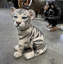 Statue de tigre de Sibérie assis