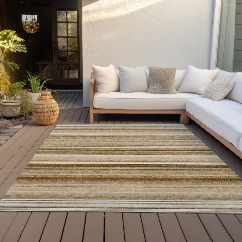 Tapis intérieur / extérieur Kinslee, Rectangle 2 pi 6 po x 3 pi 10 po