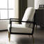 Fauteuil d'appoint luxueux blanc avec rembourrage doux et construction avec dossier bas et dossier doré