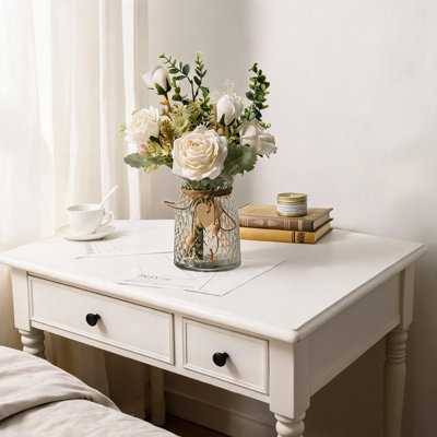 Rose artificielle dans un vase avec de l'eau artificielle, arrangement de fleurs de roses blanches, pièce maîtresse florale artificielle en bouteille pour la décoration intérieure, cadeau de décoration de table de salon
