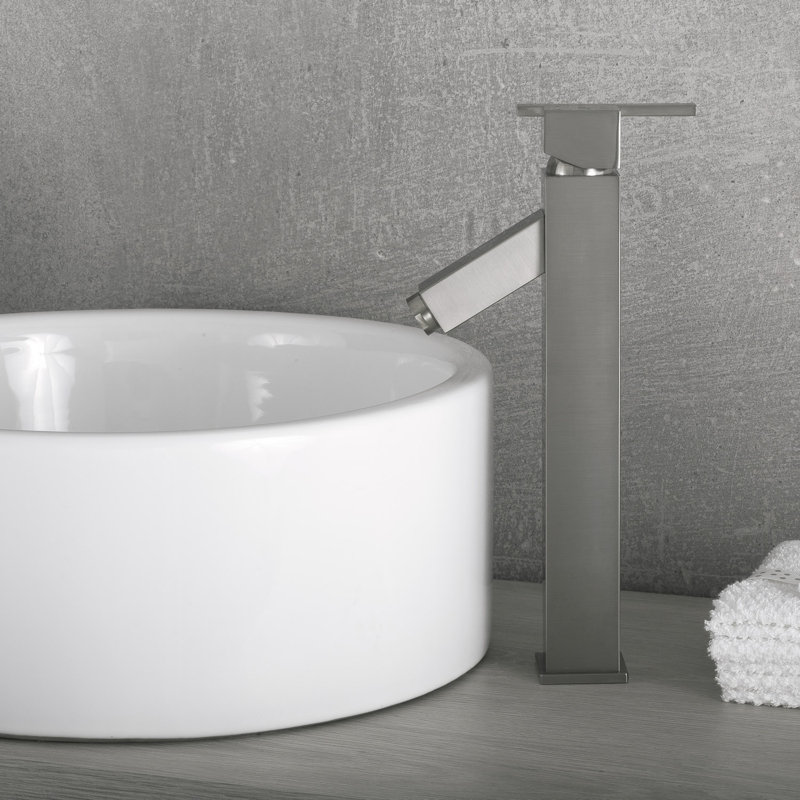 Robinet pour salle de bain à poignée simple, Nickel brossé