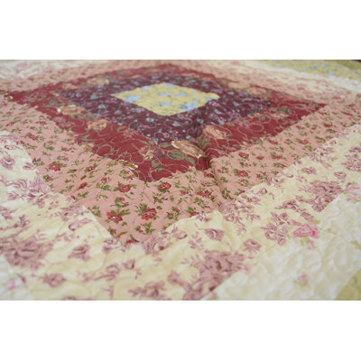 Farmhouse / Country Quilt