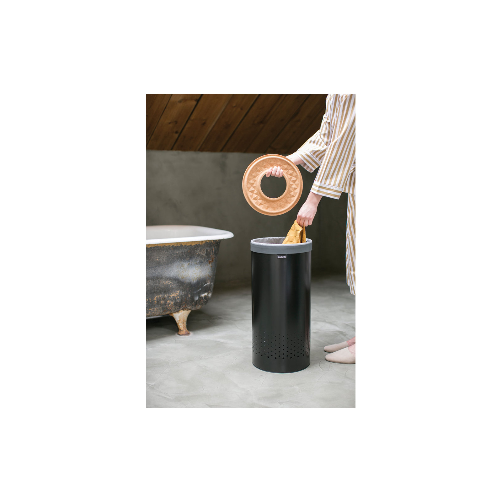 Brabantia Laundry Hamper with Cork Lid, Matte Black, Small (25" H x 12" W x 12" D)