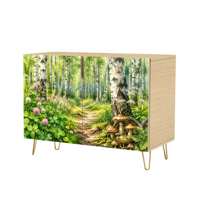 Buffet moderne inspiré des sentiers forestiers de bouleaux, avec ses fleurs sauvages, ses champignons et sa lumière du soleil. Console d'appoint avec 2 portes de rangement dissimulées. Meuble de rangement autoportant peu encombrant idéal pour le salon, la cuisine, l'entrée ou le coin café.
