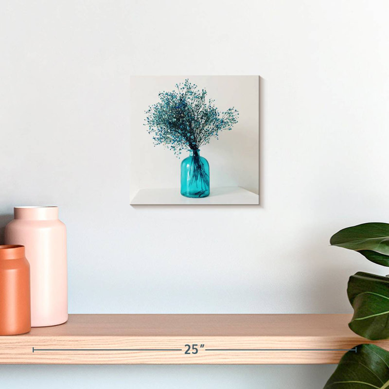 Harnek - fleurs délicates sur vase, H 10 po x l 10 po