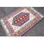 Tapis turc tissé à la main dans un style rétro avec un motif complexe idéal pour le salon et la chambre à coucher