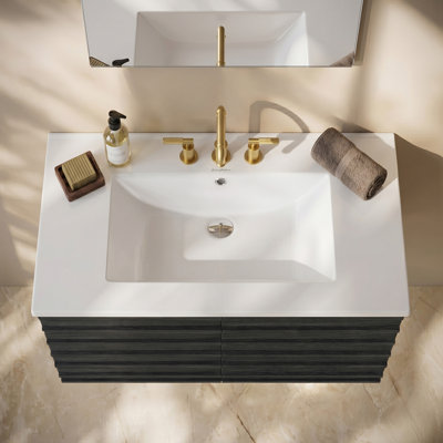 Lavabo de salle de bain 30 po avec 3 trous Swiss Madison