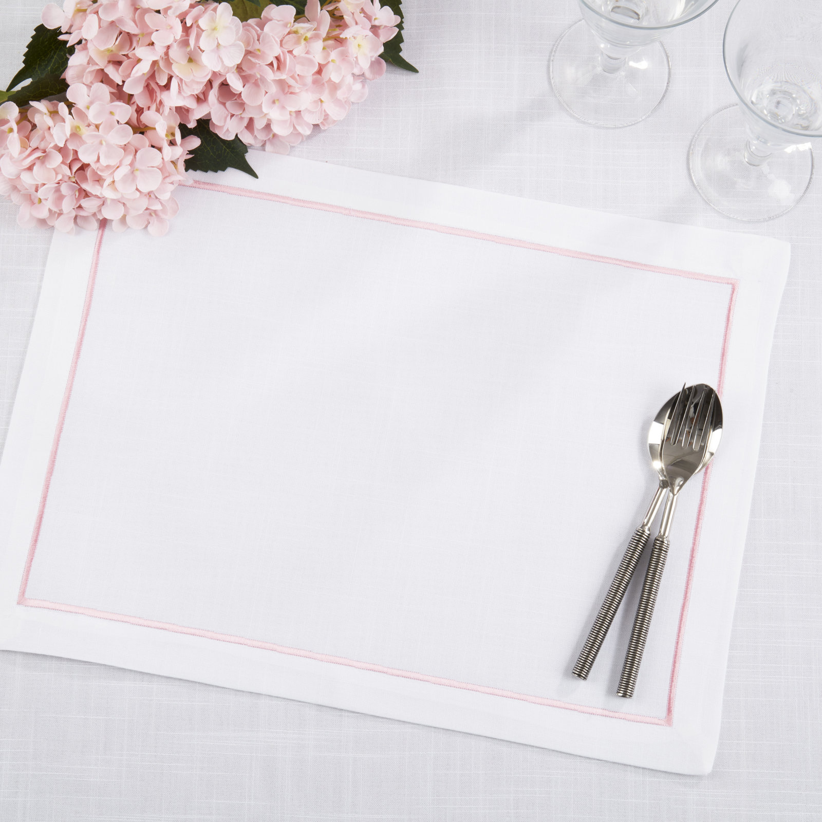 Embroidered Line Design Placemat (Set of 4), Pink