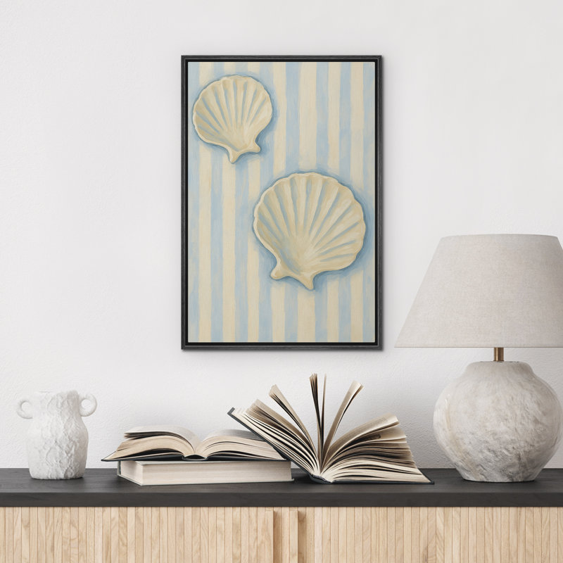 «Coastal Seashells» sur fond rayé Nautical Beach Decor - reproduction d'art sur toile encadrée, Noir, H 24 po x l 16 po