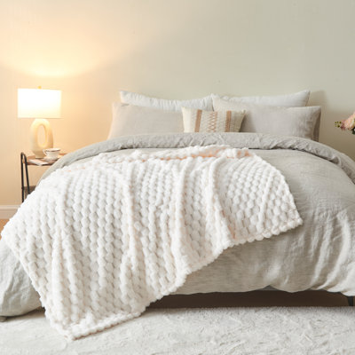 Newcosplay  Soft Twin Blanket Ivory Premium Silky Flannel Fleece 3D Clouds Stylish Jacquard Lightweight Bed Blanket All Season Use 350GSM (Ivory Clouds, Twin(60"x80"))