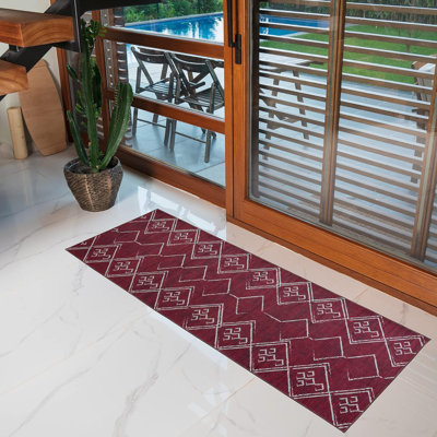 Kelchner Washable Geometric Indoor Rug