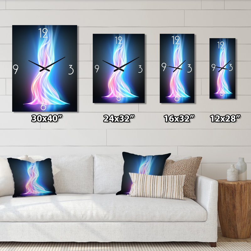 Horloge murale rose et bleue, H 28 po x l 12 po x P 1 po