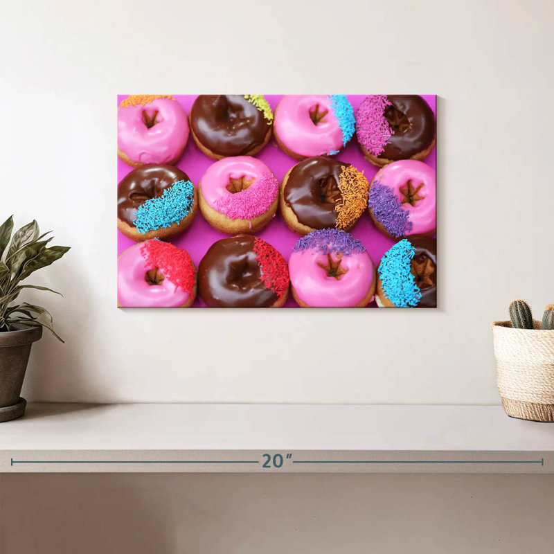 Yarlin Sprinkled Donuts, H 8 po x l 12 po