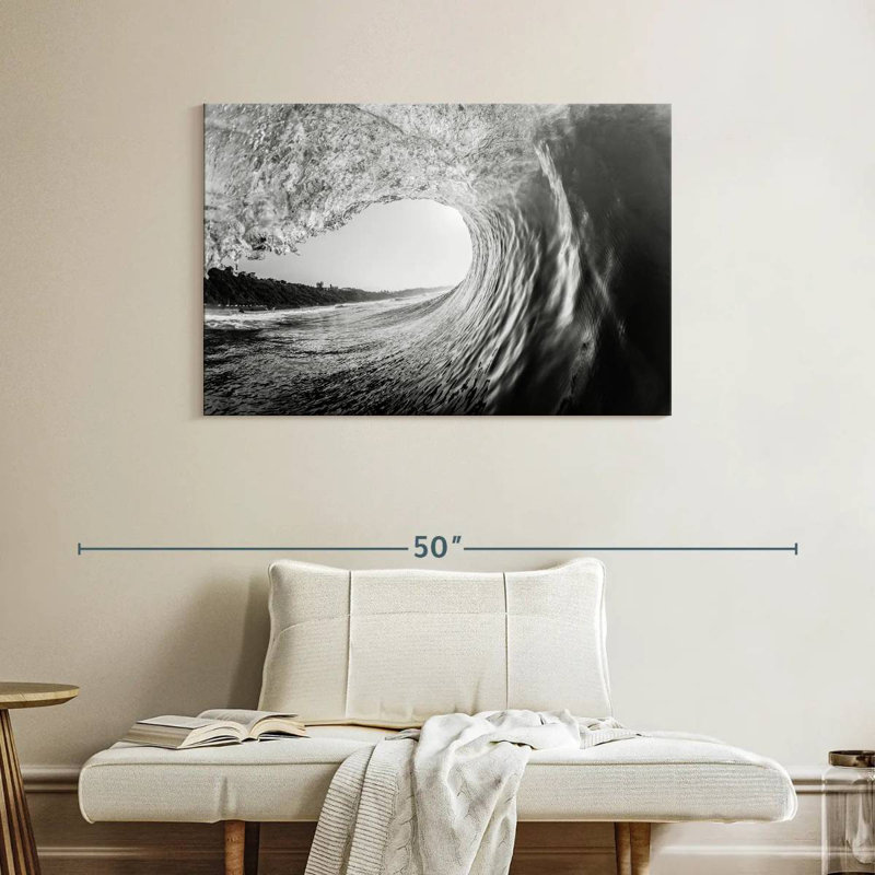 Monochrome Ocean Wave