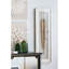 Art mural encadré de 16 po x 47 po à feuilles d'or - mettant en valeur un accessoire artisanal qui rehausse le style du salon, de la salle à manger et de la chambre à coucher