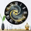 Horloge murale en métal-93383463