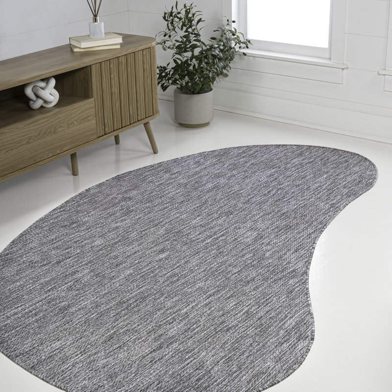 Ollin Modern Rustic Organic Curve Gray Indoor/Outdoor Rug, Novelty 7'9" x 10'