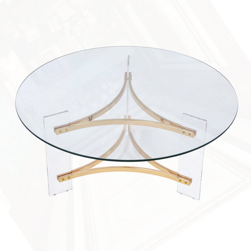 Table basse à finition dorée