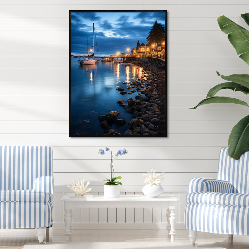 Port Harbor Serenade II sur toile, H 32 po x l 24 po x P 1 po, Cadre flottant noir