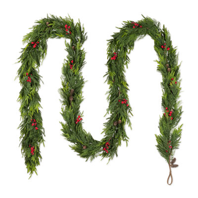 Christmas Garland with Pinecones and Red Berries