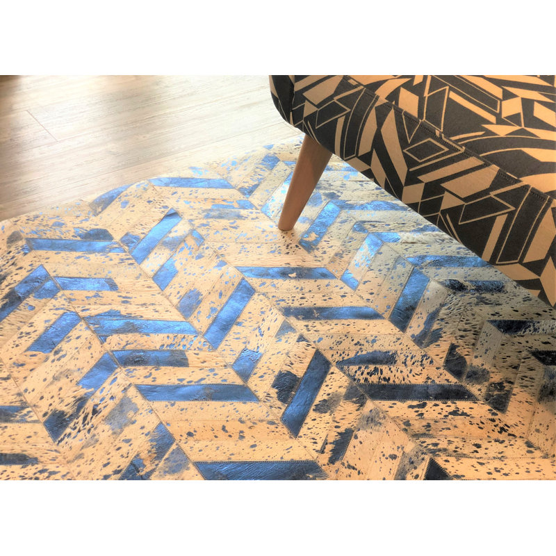 Mckinney Chevron Cowhide 120cm X 180cm Area Rug