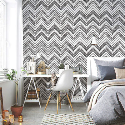 Duncanville Peel & Stick Chevron Roll