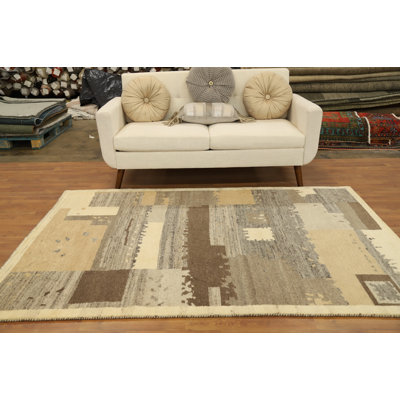 Tapis de style artistique Gabbeh 5 x 7 neutre parfait pour tout décor de salon