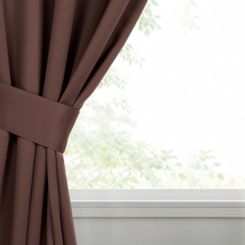 Paire de rideaux obscurcissant avec œillets Millendon, Cappuccino, L 70 po x L 63 po