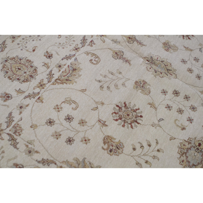 Tapis beige noué à la main de haute qualité